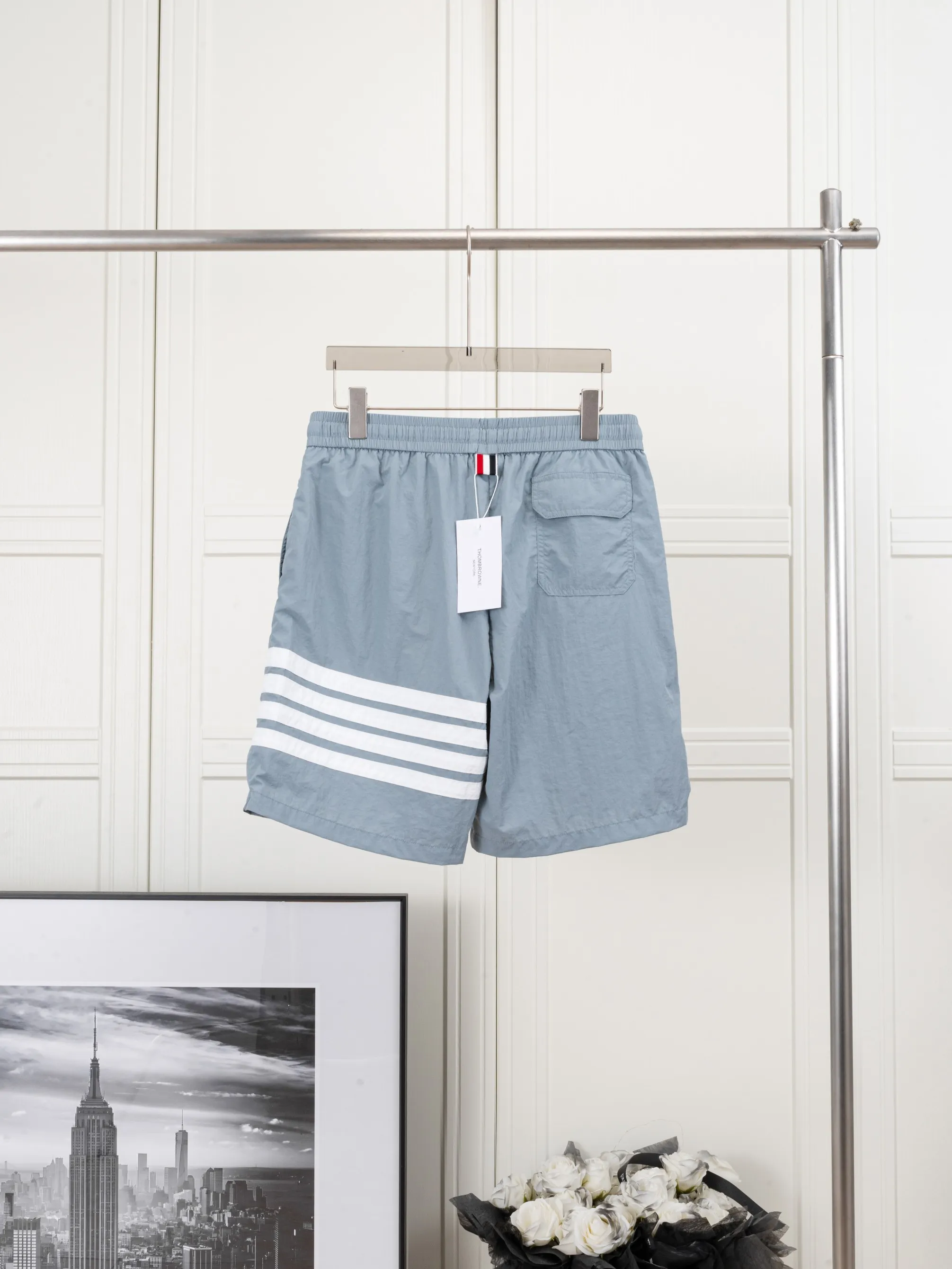 𝑻𝒉𝒐𝒎 𝑩𝒓𝒐𝒘𝒏𝒆 THOM BROWNE Same Style ：White/Gray/Navy Blue/Black Size：1/2/3/4